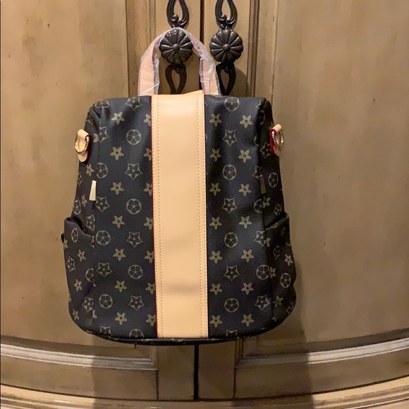 Back pack - Picture 1 of 3